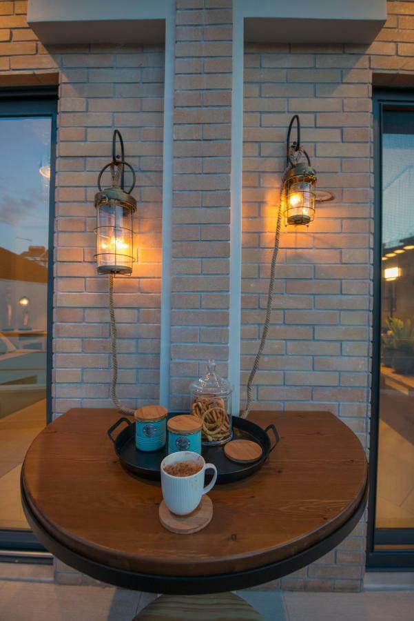 Marios Home, A Cozy And Spacious Apartment Near Downtown 普雷韦扎 外观 照片